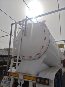 Remorque citerne à ciment 40CBM, vente flash, 50% de réduction, liquidation, prix inférieur au coût, déstockage - Product Image 6