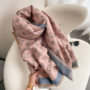 Sciarpa di Lusso a Stella a Cinque Punte Stile Europeo Americano da <span class=keywords><strong>Donna</strong></span> Autunno Inverno alla Moda Double-Face in <span class=keywords><strong>Cashmere</strong></span> per Tenere Caldo all'Aperto - Product Image 2