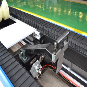 Cortadora Láser Industrial CNC de 1500W 3000W para Tubos Metálicos de Acero al Carbono y Aluminio - Product Image 4