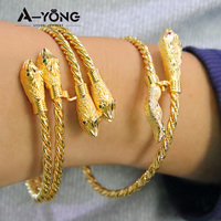 Bracelets de serpent à la mode en laiton de haute qualité Bracelet en couches plaqué or pour femmes pour femmes