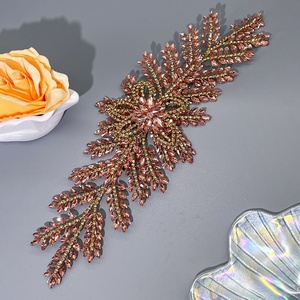 Corona <span class=keywords><strong>per</strong></span> <span class=keywords><strong>capelli</strong></span> da sposa fatta a mano con strass rossi a forma <span class=keywords><strong>di</strong></span> artiglio, catena e <span class=keywords><strong>fiori</strong></span>, accessorio <span class=keywords><strong>per</strong></span> matrimonio DZ135 - Product Image 5