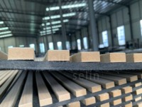 Panneaux acoustiques modernes personnalisés Akupanel en chêne noir pour l'absorption acoustique écologique certifiée en bois lamellé, décoration murale