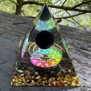 Recubrimiento de resina de grava Natural, Meditación de energía de cuarzo, pirámide de cristal Mineral curativa <span class=keywords><strong>para</strong></span> la curación mental del hogar - Product Image 6