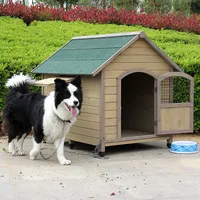 2024 Produit tendance différentes tailles sur la porte isolation thermique étanche à la pluie et maison de villa de chien en bois massif de luxe moderne ventilé