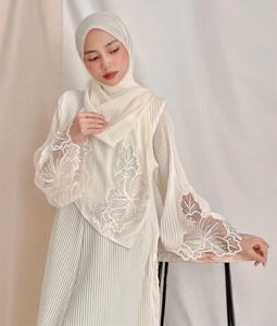 Abaya de Moda Musulmana Islámica con Encaje Floral y Pliegues, Ropa Tradicional Diaria Elástica de Dubái, Malasia, Ghaba Lemaning Buka - Product Image 4