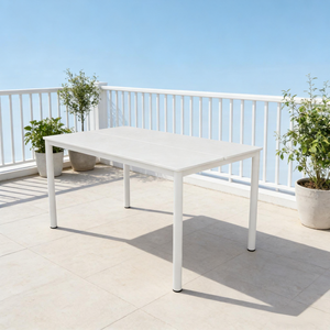 طاولة خارجية من الألومنيوم بتصميم بسيط، أثاث حدائق مقاوم لجميع الظروف الجوية - Product Image 1