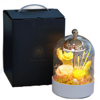 Lampe de table en verre avec rose éternelle LED à intensité variable, cadeau pour la Saint-Valentin, fabrication artisanale, longue durée de vie (3-5 ans)