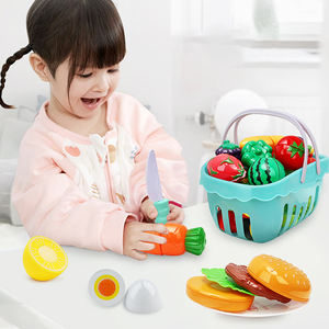 Ensemble de jouets de <span class=keywords><strong>cuisine</strong></span> Montessori inspiré pour faire semblant de jouer fruits et légumes coupés en plastique Jouets éducatifs pour enfants d'âge préscolaire <span class=keywords><strong>Simulation</strong></span> de coupe - Product Image 5