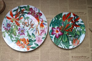Assiette de luxe en porcelaine fine Rainforest Series assiettes rondes en céramique peintes à la main avec vaisselle à motif de plante dorée - Product Image 4