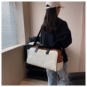 Sac de voyage unisexe en PU multifonctionnel, sac de week-end, sangle réglable, grande capacité, fermeture à glissière, beige noir - Product Image 4