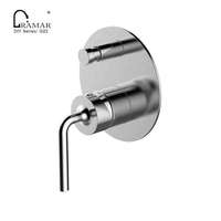 Robinet de douche électrique monocommande apparent Gramar G22Z226 pour usage hôtelier, corps en laiton, finition nickel, cartouche céramique