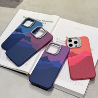 Étui de téléphone magnétique de luxe à motif fibre de carbone pour iPhone 13 14 15 16 17 Pro Max Plus avec béquille et protection fine
