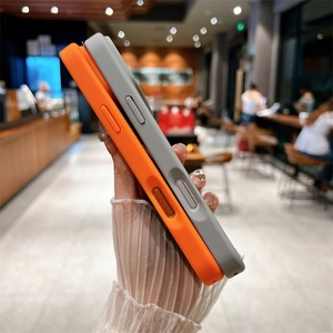 Funda Magnética de Lujo para iPhone 17 16 Pro Max, Carga Inalámbrica, Acabado Mate, Antigolpes, para Teléfono Móvil - Product Image 4
