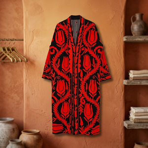 Veste kimono longue en velours noir brodée à la main de style Suzani indien, motif floral rouge tulipe vintage pour femme, vente en gros - Product Image 4