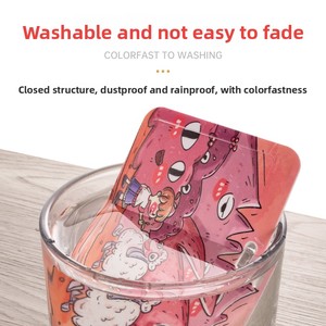 Porta Badge con Cordino per Infermieri Uhoo, Modello 6056 in Plastica ABS, Colore e Logo Personalizzabili, Design Professionale - Product Image 4