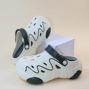 Crocs – sandales à plateforme pour femmes, talon de 3Cm, en EVA épais, respirant, chaussures de plage à bout fermé, confortables, antidérapantes, quatre saisons - Product Image 2