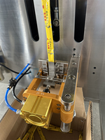 Machine d'emballage multifonctionnelle pour sachets en forme de bâtonnets, pour liquides nutritifs et liquides alimentaires pour animaux de compagnie