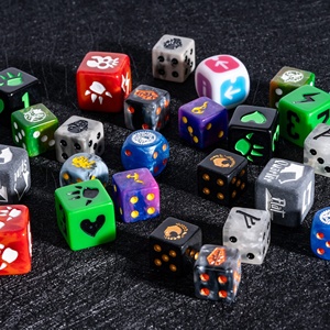 Faccub Nhà Máy Giá Biểu Tượng Tùy Chỉnh Cube Nhựa Acrylic <span class=keywords><strong>6</strong></span> <span class=keywords><strong>Sided</strong></span> <span class=keywords><strong>Dice</strong></span> Bán Buôn Tròn Góc Tùy Chỉnh Colour Và Logo D6 <span class=keywords><strong>Dice</strong></span> - Product Image 1