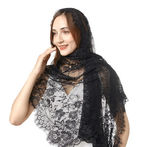 <span class=keywords><strong>Sciarpa</strong></span> invernale <span class=keywords><strong>elegante</strong></span> alta in seta retrò con stampa floreale in pizzo rettangolare scialle di Mantilla da chiesa <span class=keywords><strong>sciarpa</strong></span> lunga in pizzo da indossare - Product Image 4