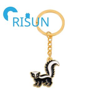 Porte-clés en métal émaillé personnalisé, motif hérisson mignon, style Kawaii, vente en gros - Product Image 2