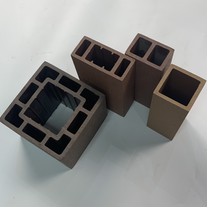 Tube carré en bois composite WPC (bois et <span class=keywords><strong>plastique</strong></span>) de 50*50MM, 60*40MM, 90*40MM pour décoration intérieure, lambris en bois creux - Product Image 1