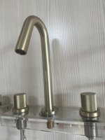 Robinet de lavabo moderne à 3 trous, à poser sur le comptoir, en laiton, finition or brossé, avec cartouche céramique et double poignée