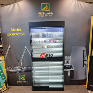 Espositore da Terra Personalizzato Moderno ed Ecologico per Carte Collezionabili TCG, Ideale per Fiere Promozionali di Carte Gradate - Product Image 2