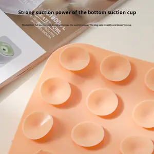 Tapis à lécher en silicone pour chien et <span class=keywords><strong>chat</strong></span> |   Mangeoire lente anti-étouffement écologique à ventouse |   Bloc de séparation multifonction 4 en 1 - Product Image 3