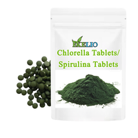 Extrait de chlorella vulgaris poudre de chlorella supplément à base de plantes comprimés de chlorella spiruline