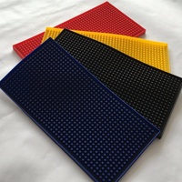 Tapis de bar à bière en caoutchouc antidérapant écologique de luxe avec logo personnalisé coussin en silicone décoratif pour table de 600mm de diamètre pour les bars et restaurants