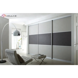 Armadio con <span class=keywords><strong>Ante</strong></span> <span class=keywords><strong>Scorrevoli</strong></span> di Lusso Colore Chiaro Finitura Lucida UV in Legno e Design a Pannelli per Camera da Letto HOULIVE - Product Image 4