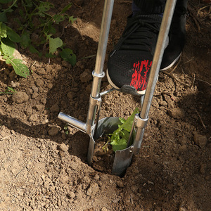 Trasplantadora de jardín Kyushu de 10 cm, perforadora manual de acero inoxidable para jardinería, paisajismo y agricultura - Product Image 3