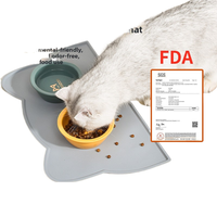 Tapis d'alimentation pour animaux de compagnie en forme carrée, en plastique, pour usage domestique, imperméable, facile à nettoyer, antidérapant, pour gamelle de chien