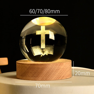 기독교 가톨릭 <span class=keywords><strong>LED</strong></span> 천사 빛나는 3D 문 아트 크리스탈 볼 예수 십자가 부활절 공 장식 나무 받침대로 야간 조명 - Product Image 4