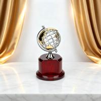 Trophée globe métallique gravé sur mesure, base en bois rouge, H200mm, sablage, impression laser UV, cadeau souvenir pour cérémonie de remise des prix d'entreprise