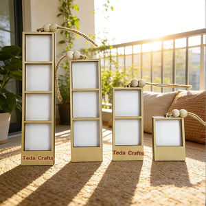 Cadre photo miniature en bois personnalisé et minimaliste - Cadre pour mon premier anniversaire - Affichage de photos pour couple de jeunes mariés et famille - Product Image 6