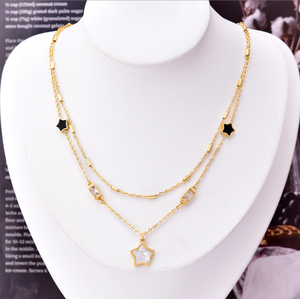 Collier Double couche à cinq branches en acier inoxydable pour femmes et filles, pendentif en coquillage noir et blanc avec diamant carré - Product Image 2