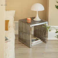 Table basse en acier inoxydable éthiopien minimaliste nordique moderne du milieu du siècle pour salon