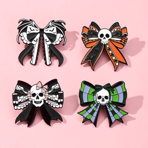 Pin Enamel Halloween Berlapis Epoksi dari Paduan Seng - Ornamen Seram Estetika Gotik Gelap & Pita Unik, Lencana Koleksi Mode yang Unik - Product Image 5