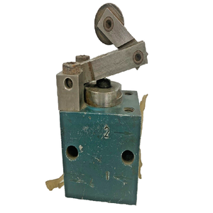 Vanne de commande directionnelle à rouleaux inactifs <span class=keywords><strong>3</strong></span>/<span class=keywords><strong>2</strong></span> voies 3630571000 - Product Image 1