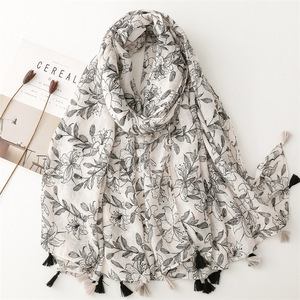 <span class=keywords><strong>Écharpe</strong></span> en polyester, coton et lin, toucher doux, fil <span class=keywords><strong>de</strong></span> bambou noué, motif floral noir et blanc, châle à pompons pour climatisation - Product Image 1