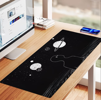 Tapis de souris gaming grand format Cosmic Fantasy Art, surface lisse, coutures précises, accessoires de bureau pour ordinateur.