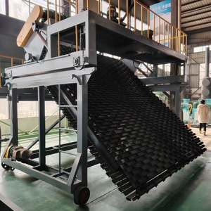 Volteador de compost agrícola eléctrico sobre orugas para fertilizantes orgánicos - Product Image 2