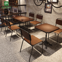 Meubles industriels vintage en gros, meubles commerciaux écologiques et durables, ensembles de tables et de chaises pour bars, restaurants, cafés et hôtels