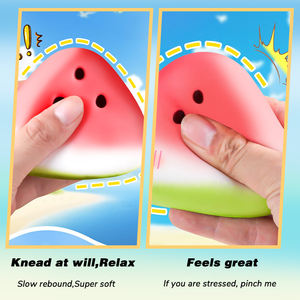 Vente flash : Jouets en mousse à l'eau kawaii en forme de pastèque, doux, à montée lente, à presser, pour soulager le stress, jouet sensoriel alimentaire, nouvel article promotionnel - Product Image 2