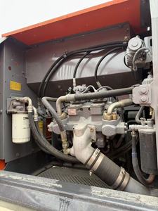 Mini-excavatrice Hitachi Zx200 d'occasion, 22 tonnes, moteur Cummins, type chenilles, excellent état, modèle 2024, 1 an de service après-vente - Product Image 5