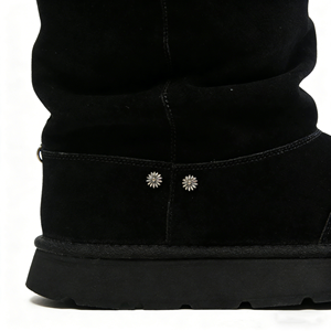 מכירה ישירה מהמפעל OEM/ODM מגפי חורף מעור בקר, עור כבש דו צדדי, מגפי נשים חמים עד הברך, נעלי פרווה סיטונאי - Product Image 6