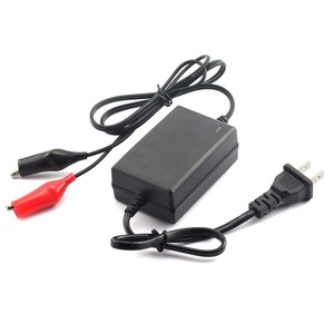 <span class=keywords><strong>Chargeur</strong></span> de batterie lithium-ion 16,8V 25,2V 3A 4A 5A pour <span class=keywords><strong>hoverboard</strong></span>, compatible avec les batteries de la série 6 21,6V 22,2V <span class=keywords><strong>24V</strong></span> avec connecteur GX16 3 broches - Product Image 3