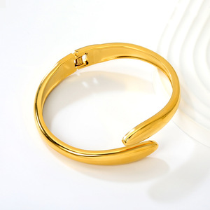 European American Retro Minimalist Geometric Stainless Steel <b>Bracelet</b> 18k Gold Plated Women's Fashion Jewelry Stackable - Product Image 3