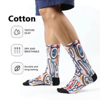Chaussettes de sublimation imprimées numériques 3D personnalisées de haute qualité Chaussettes vierges à la mode avec logo personnalisé Chaussettes de sport en coton pour hommes et femmes
